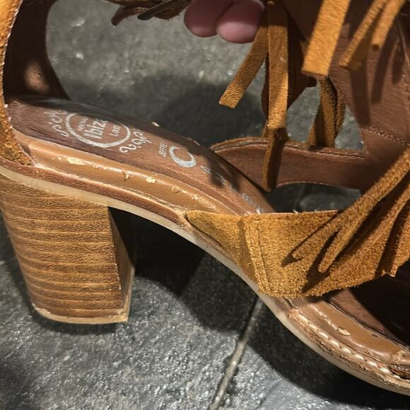 Jeffrey Campbell Western Revival Fringe Dodge Suede Stacked Heel Sandals 6.5 - Picture 8 of 11